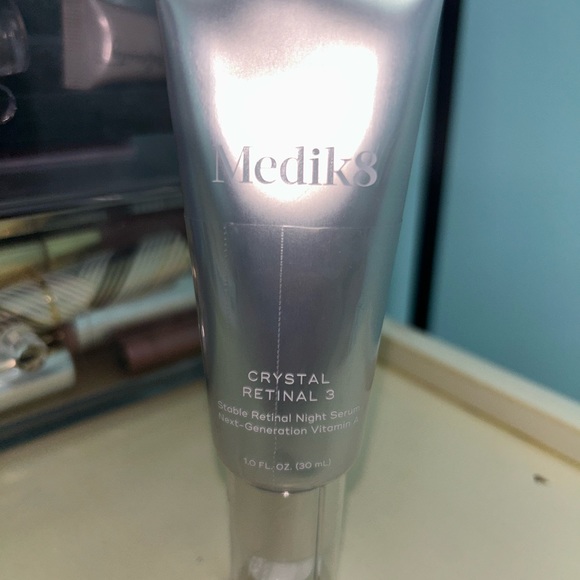 Medik8 Crystal Retinal 3 - Picture 2 of 5